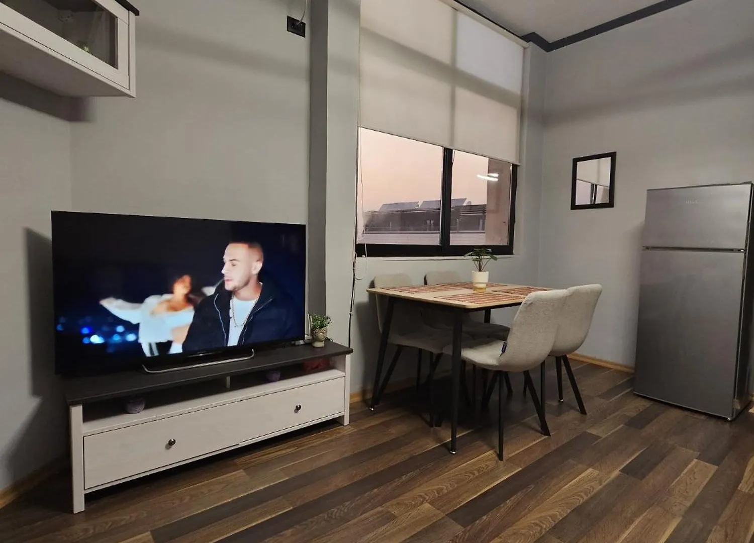 Tirana Daily Rental Apartments 3 Albánie
